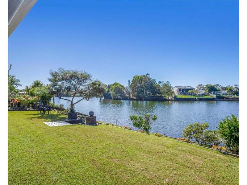 25 Edward Avenue, Pottsville NSW 2489