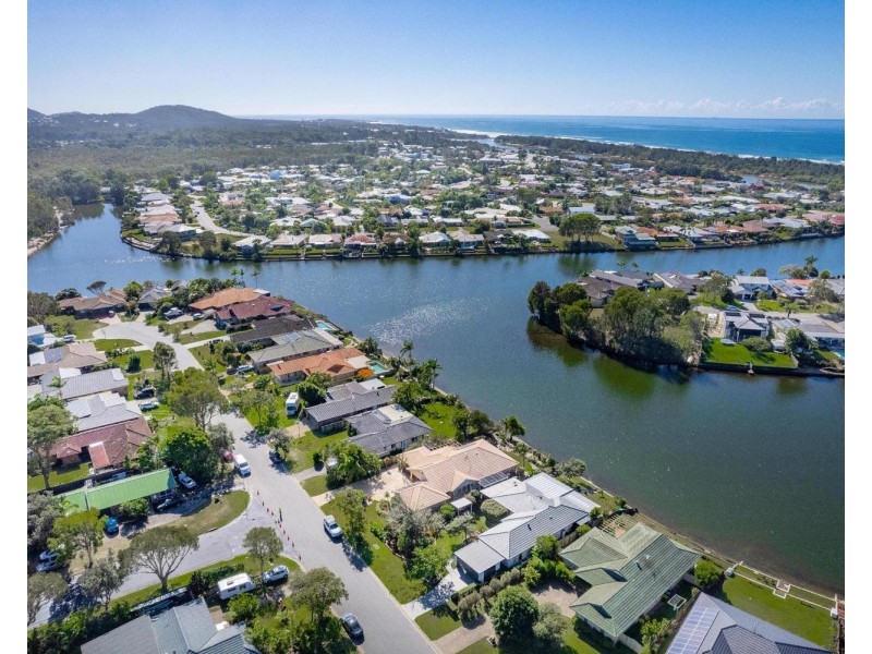 25 Edward Avenue, Pottsville NSW 2489