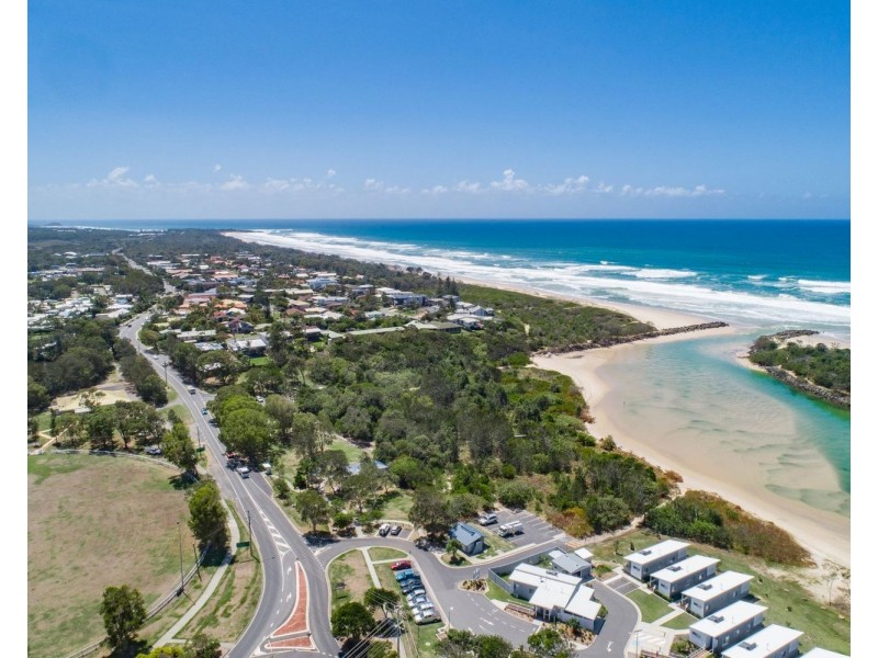 15 Border Crescent, Pottsville NSW 2489