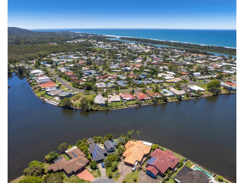 1/41 Edward Avenue, Pottsville NSW 2489