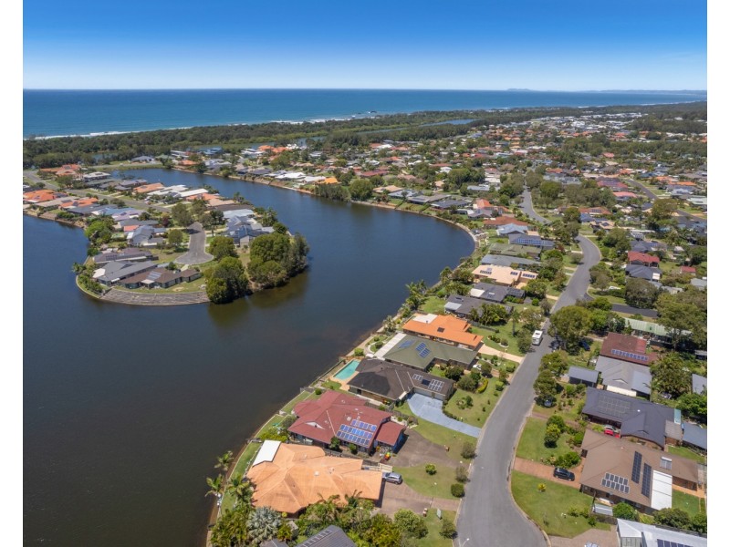 1/41 Edward Avenue, Pottsville NSW 2489