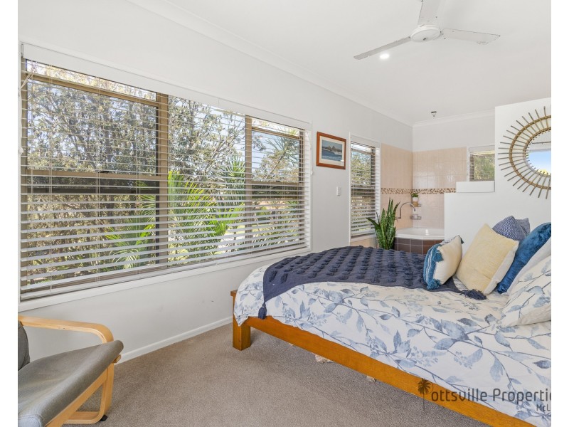 7 Buckingham Drive, Pottsville NSW 2489