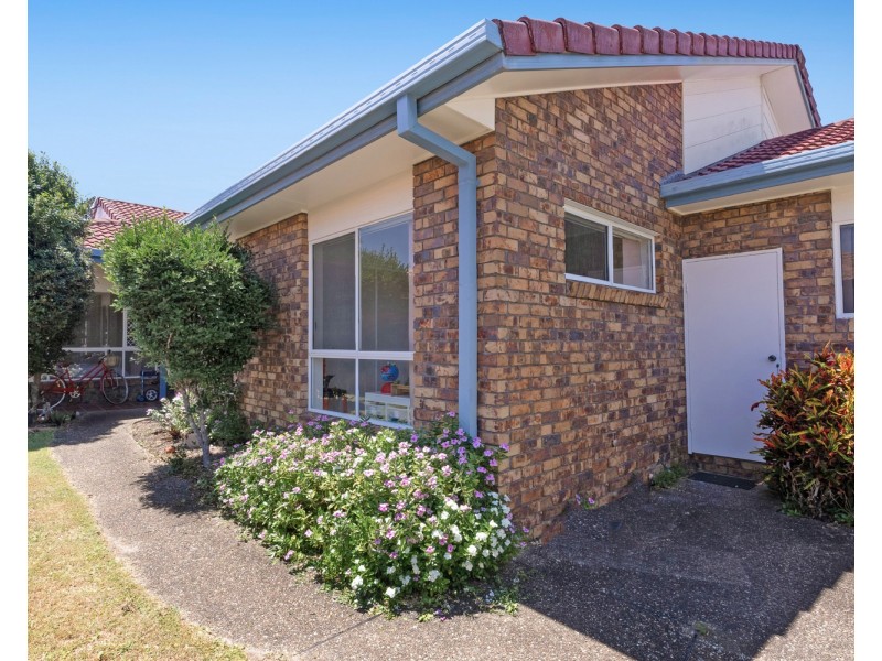 2/39 Edward Avenue, Pottsville NSW 2489