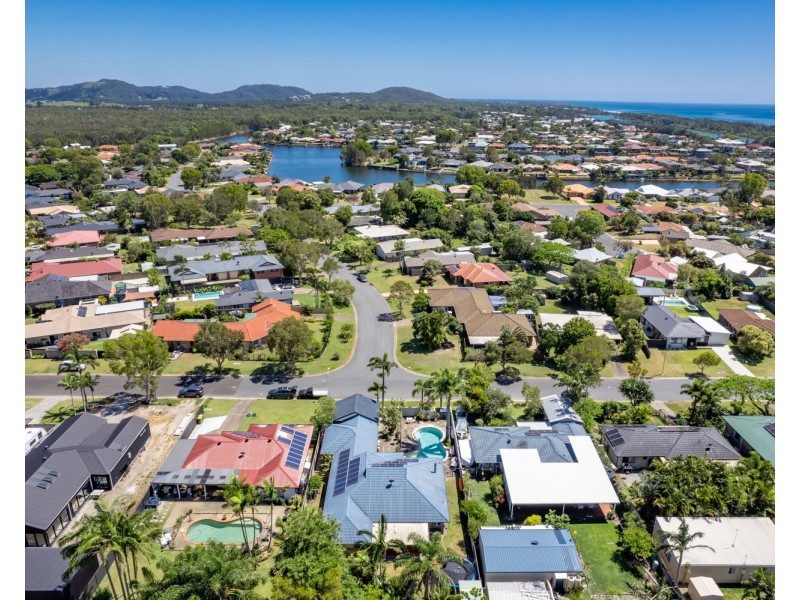 26 Buckingham Drive, Pottsville NSW 2489