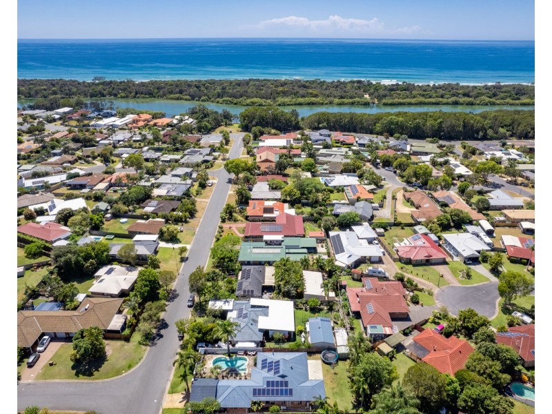 26 Buckingham Drive, Pottsville NSW 2489