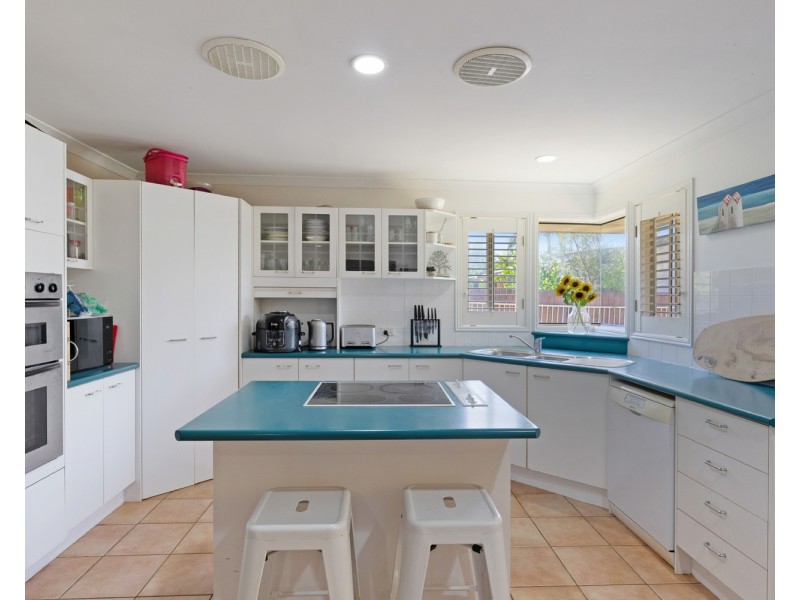 26 Buckingham Drive, Pottsville NSW 2489