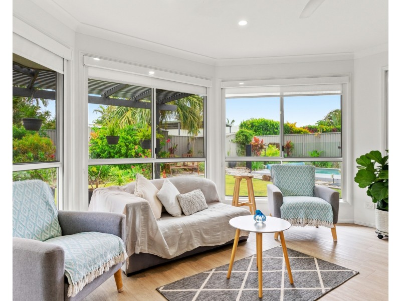 98 Overall Drive, Pottsville NSW 2489