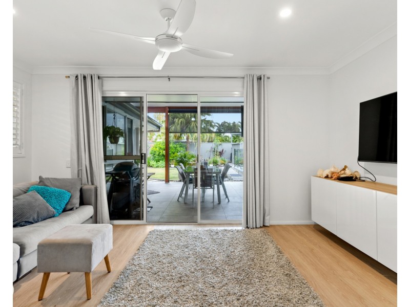 98 Overall Drive, Pottsville NSW 2489