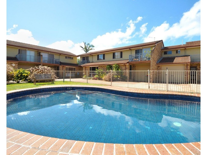 2/1 Mountbatten Court, Pottsville NSW 2489