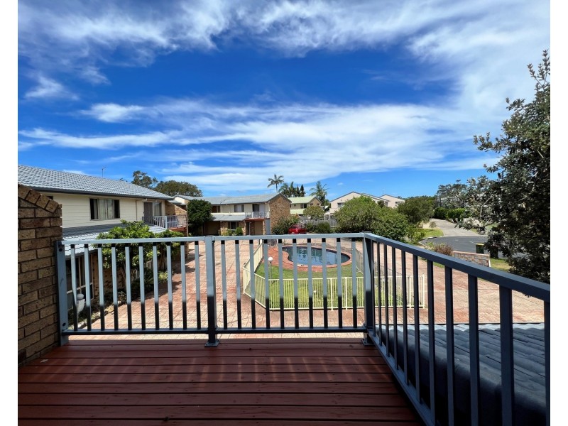 2/1 Mountbatten Court, Pottsville NSW 2489