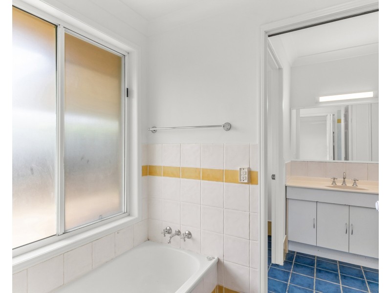2/28 Andrew Avenue, Pottsville NSW 2489