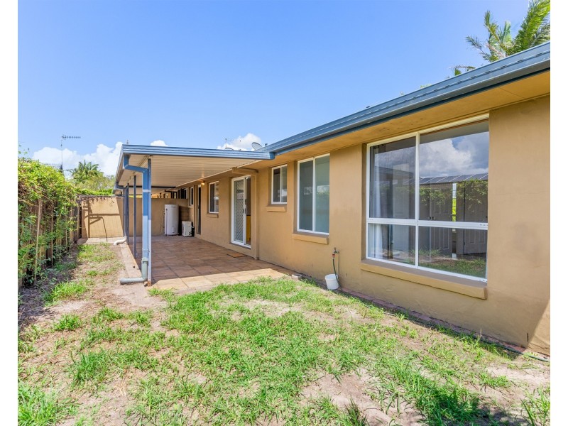 2/28 Andrew Avenue, Pottsville NSW 2489