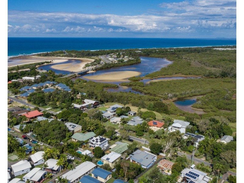 21 Creek Street, Hastings Point NSW 2489