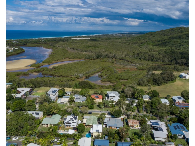 21 Creek Street, Hastings Point NSW 2489