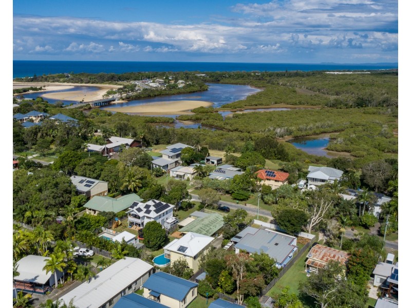 21 Creek Street, Hastings Point NSW 2489