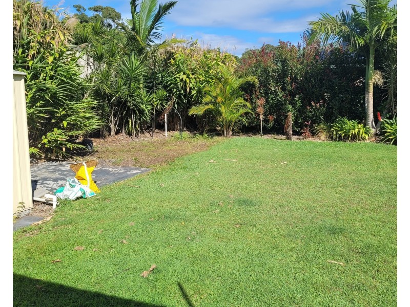 32 Edward Street, Pottsville NSW 2489