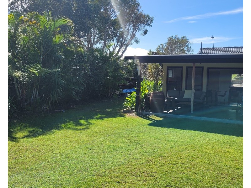 32 Edward Street, Pottsville NSW 2489