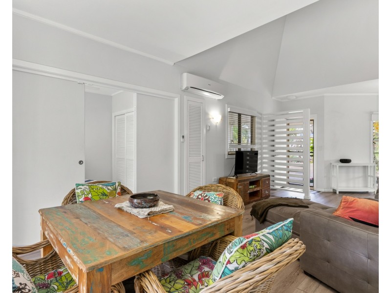 11/2 Creek Street, Hastings Point NSW 2489