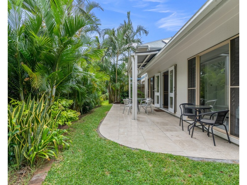 11/2 Creek Street, Hastings Point NSW 2489