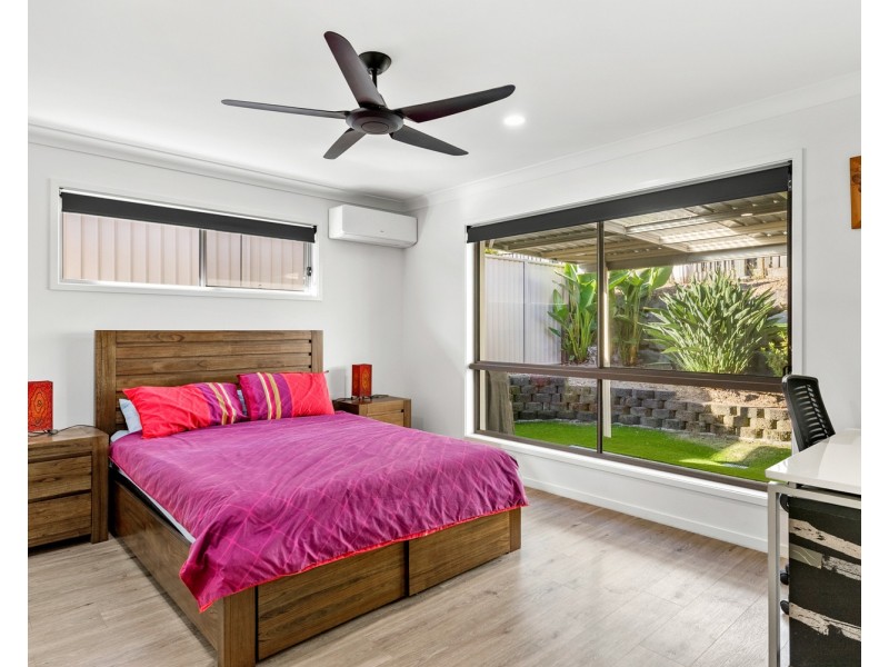 2/69 Newcastle Drive, Pottsville NSW 2489