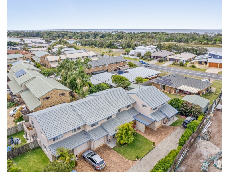4/3 Mountbatten Court, Pottsville NSW 2489