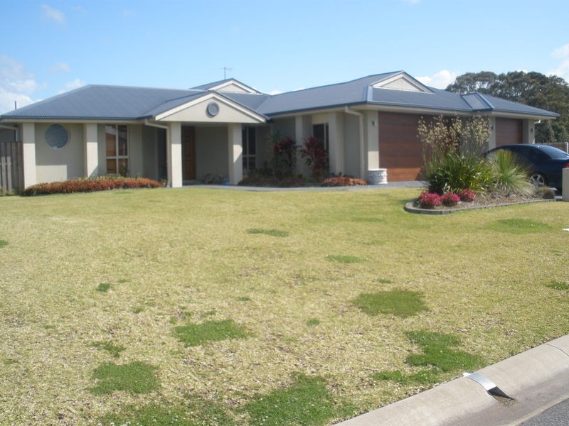74 Border Crescent, Pottsville NSW 2489