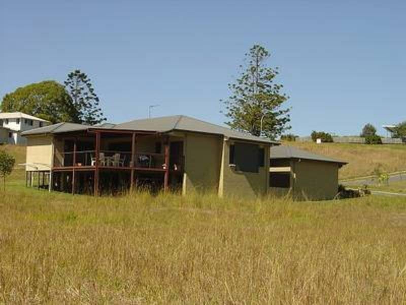 68 Sassafras Street, Pottsville NSW 2489