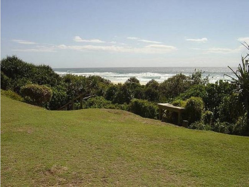 Unit 2/18 Coast Road, Hastings Point NSW 2489