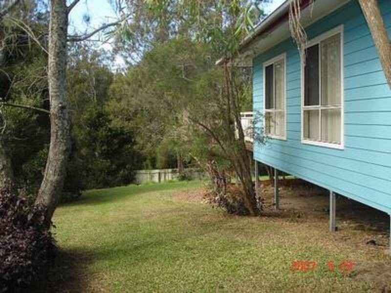 11 Flintwood Street, Pottsville NSW 2489