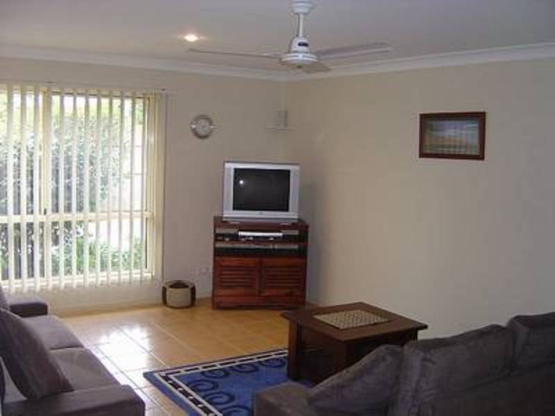 2/2 Seabrae Court, Pottsville NSW 2489