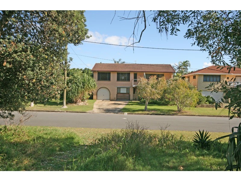 22 Surfside Crescent, Pottsville NSW 2489