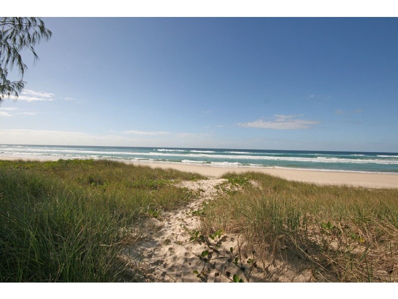 22 Surfside Crescent, Pottsville NSW 2489