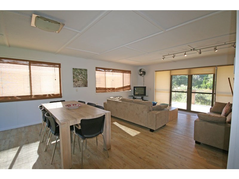 22 Surfside Crescent, Pottsville NSW 2489