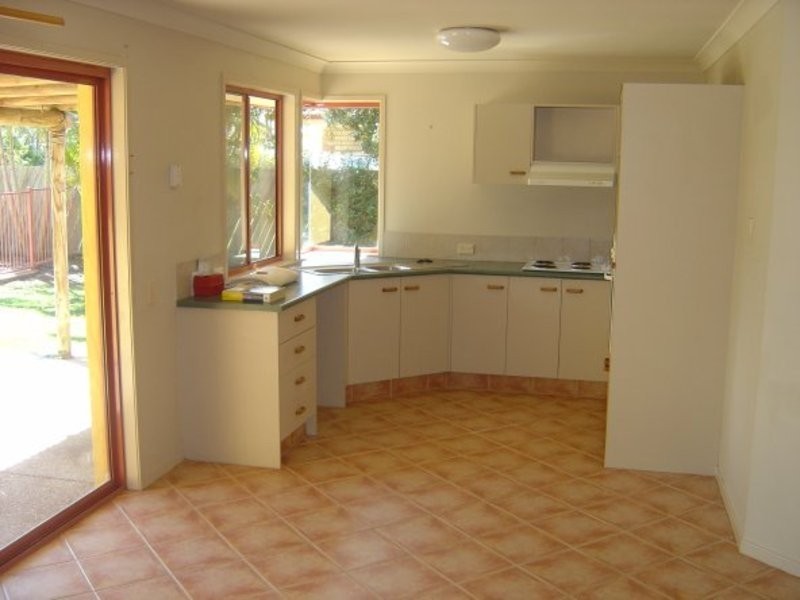 22 McKenzie Avenue, Pottsville NSW 2489