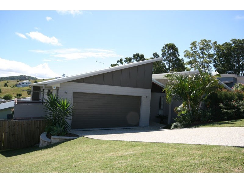 60 Sassafras Street, Pottsville NSW 2489