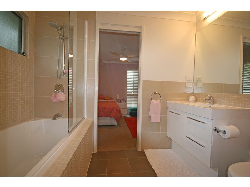 60 Sassafras Street, Pottsville NSW 2489