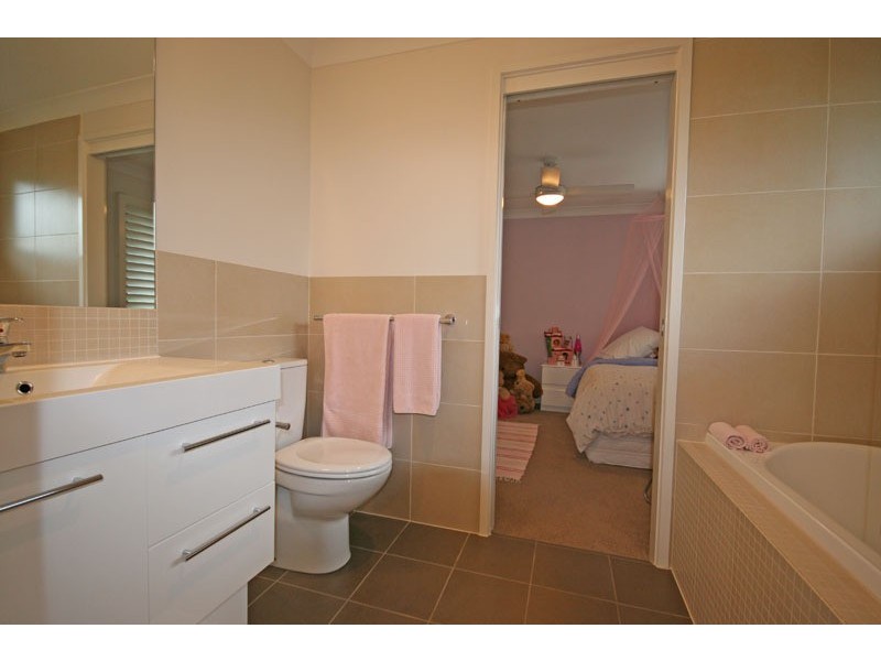 60 Sassafras Street, Pottsville NSW 2489