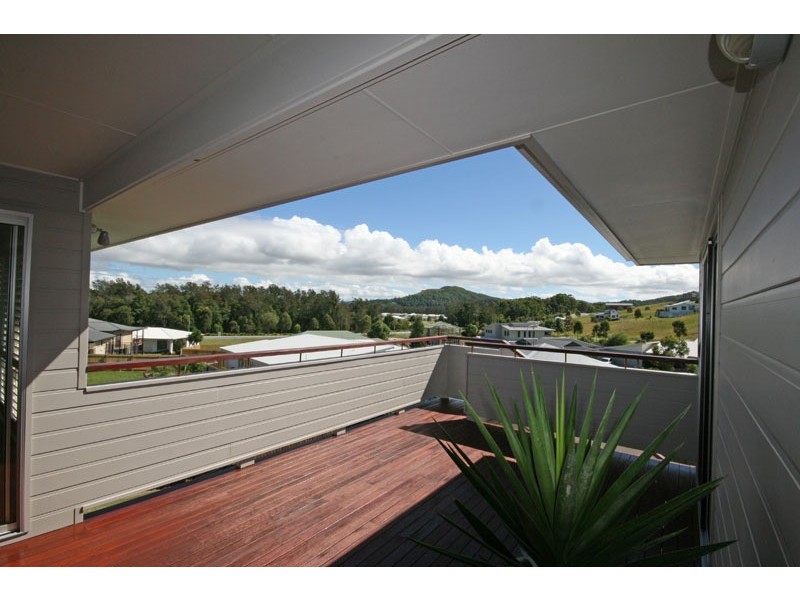 60 Sassafras Street, Pottsville NSW 2489