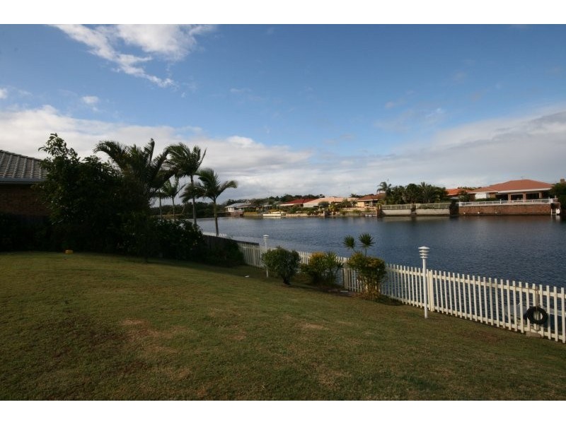 67 Andrew Avenue, Pottsville NSW 2489