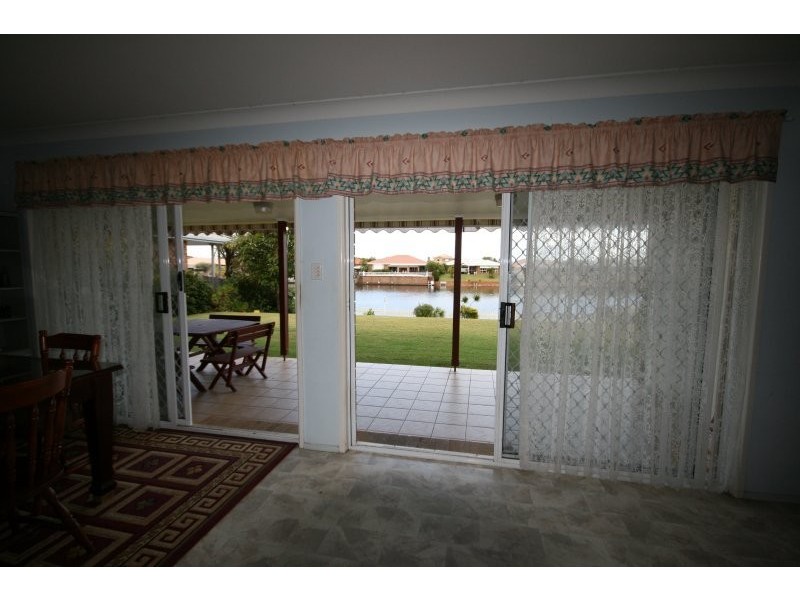 67 Andrew Avenue, Pottsville NSW 2489