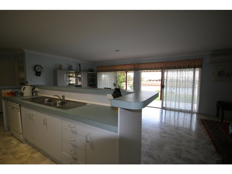 67 Andrew Avenue, Pottsville NSW 2489