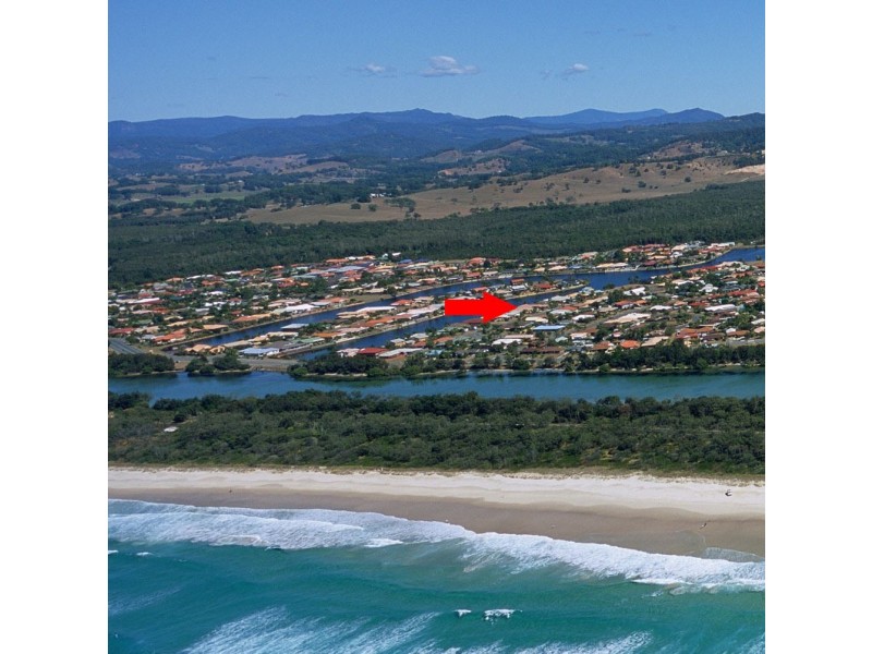 67 Andrew Avenue, Pottsville NSW 2489