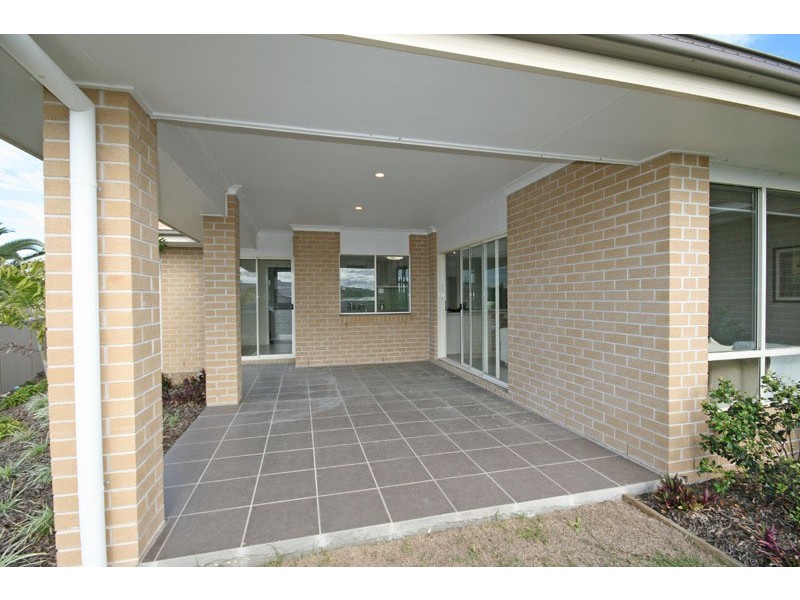 22 Lennox Street, Pottsville NSW 2489