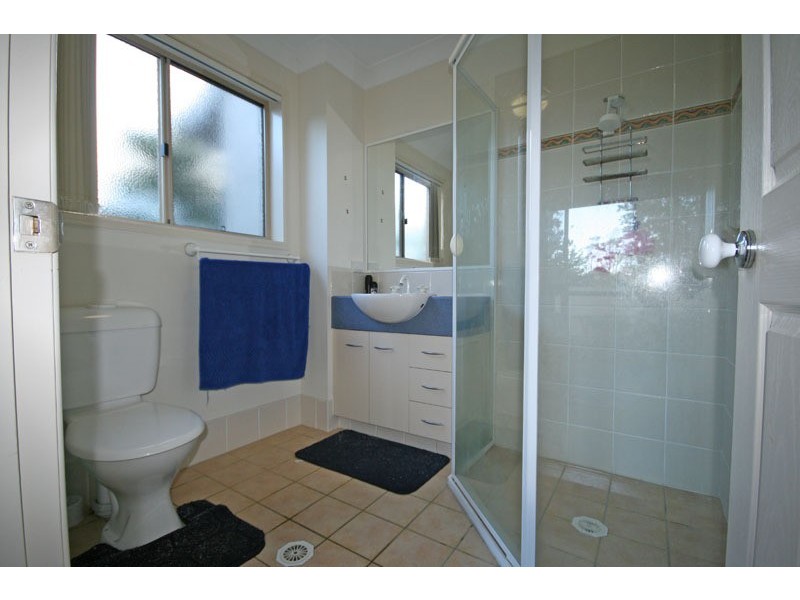 1/8 Overall Drive, Pottsville NSW 2489