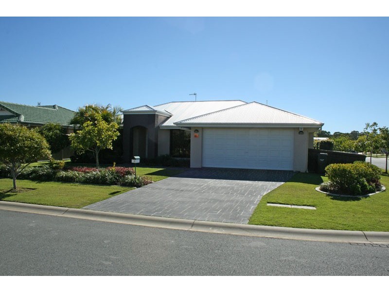 10 Ballina Street, Pottsville NSW 2489