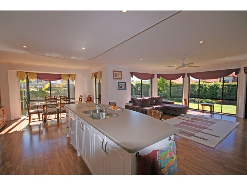 10 Ballina Street, Pottsville NSW 2489