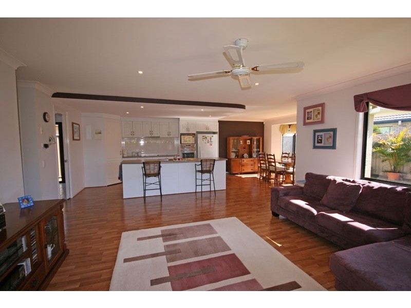 10 Ballina Street, Pottsville NSW 2489