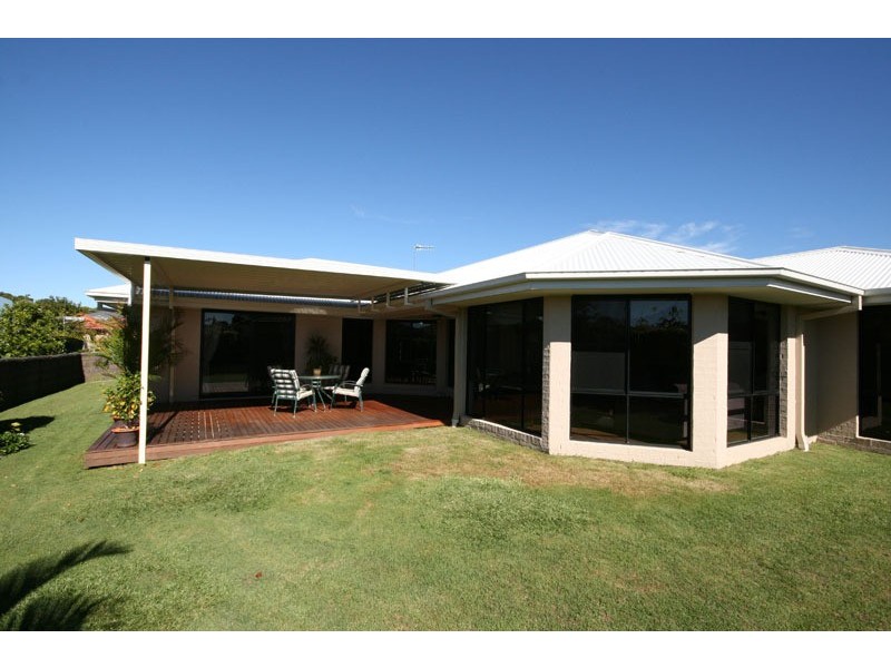 10 Ballina Street, Pottsville NSW 2489