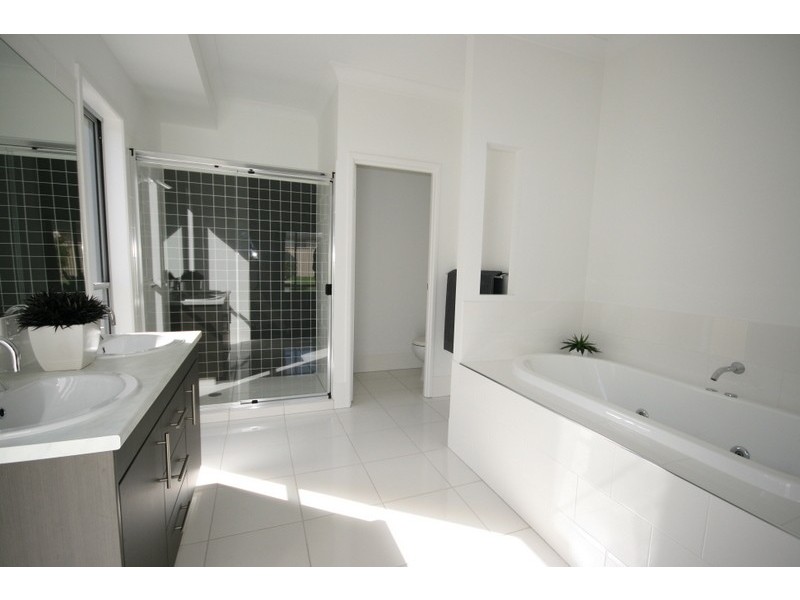 16 Newcastle Drive, Pottsville NSW 2489