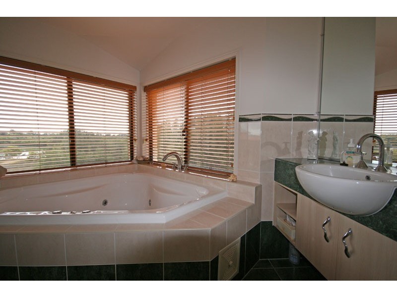 121 Overall Drive, Pottsville NSW 2489